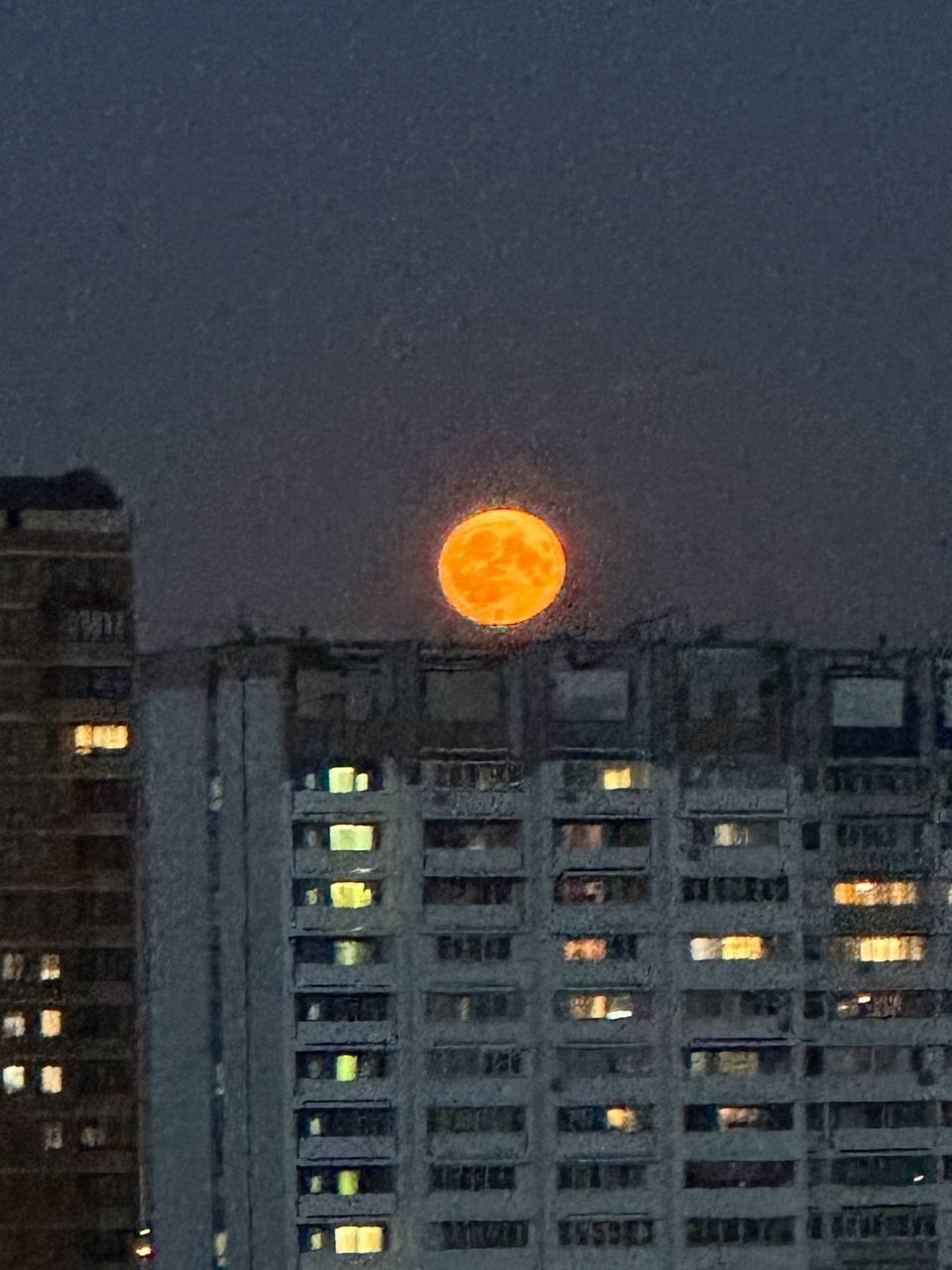 большая луна в москве